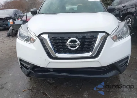 2018 Nissan Kicks S из США, поврежденный, VIN 3N1CP5CU9JL528275